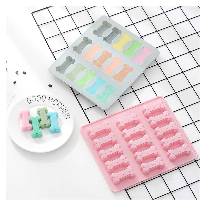 Durable 15-Piece Silicone Baking Mold Set - Ideal for Cakes, Rice Cakes, and Frozen Treats in Cute Bone Shapes