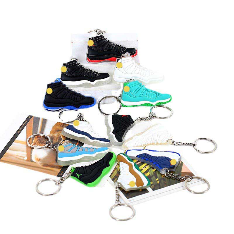 Factory Wholesale Ready Stock Silicone sneaker Keychains Backpack Pendant Sneaker Keychains Custom manufacturer