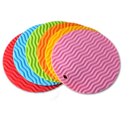 Spot Supply Factory Wholesale Circular Anti-Scalding and Heat Insulation Pads, Kitchen Silicone Mats with Wave Pattern