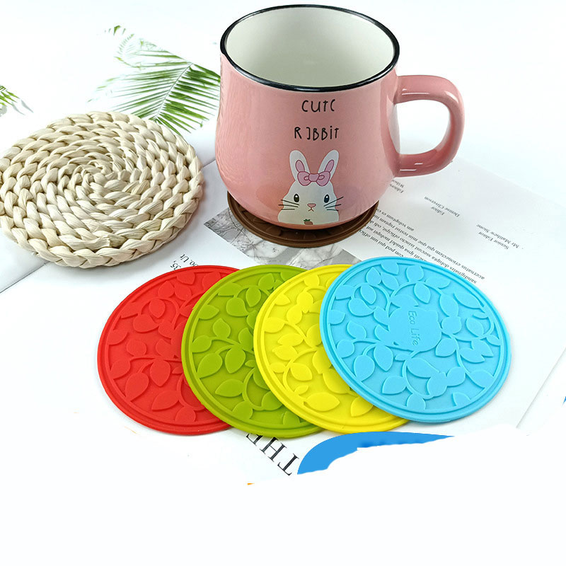 Silicone Coasters with Relief Texture of Plant Leaves and Tree Branches - Wear-Resistant and High-Temperature Resistant