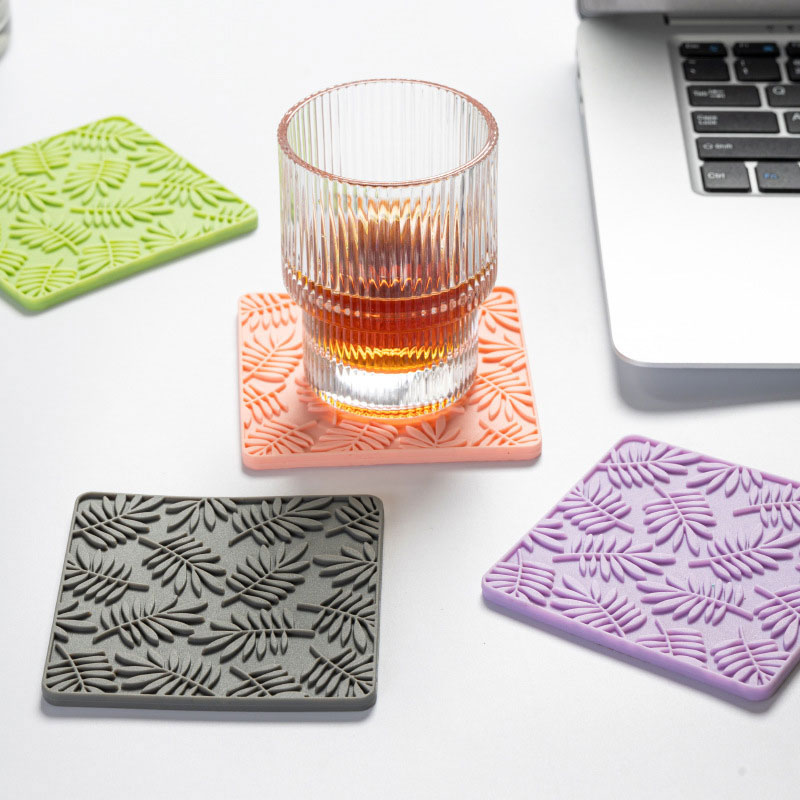 Square Leaf Relief-Textured Heat-Resistant and Anti-Slip Silicone Coasters with Pot Holders