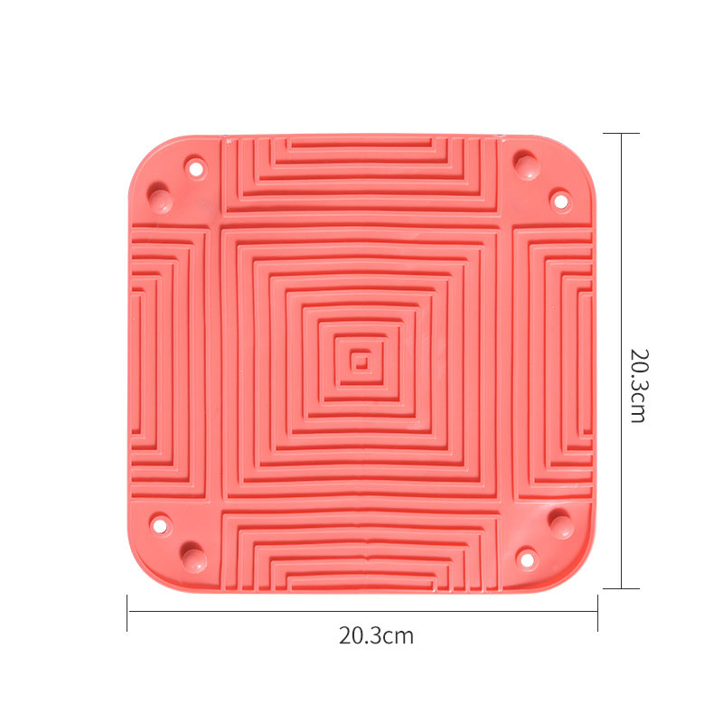 Silicone Mats which can be turned into a bowl by folding the four corners, featuring heat insulation and anti-scalding