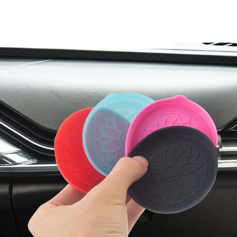 Cross-border car coasters source factory direct sales large quantities of silicone insulation and anti-skid mats for trucks