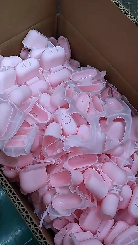 Colorful AirPods 4 Silicone Case Molding Process | Bluetooth Earbud Covers in Production